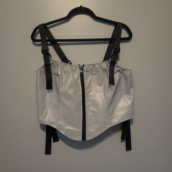NWTs Club Exx Silver Metallic Harness Zip Up Tank Top Women's 1X Dolls Kill - Picture 13 of 15